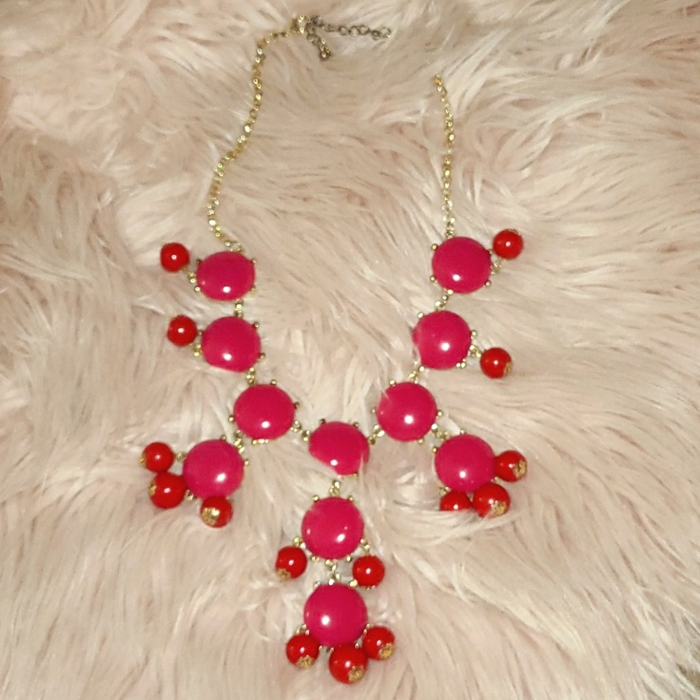 Statement necklace